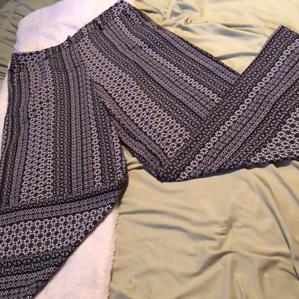 Patterned dress pants